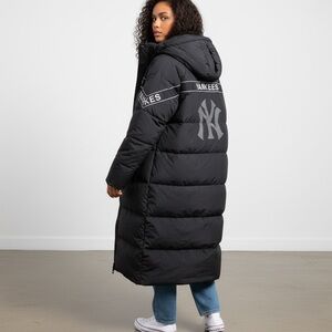 Authentic MLB New York Yankees L Women Black Goose Down Long Puffer Zip Coat